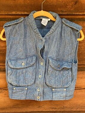 GLORIA VANDERBILT Blue Denim Utility Vest